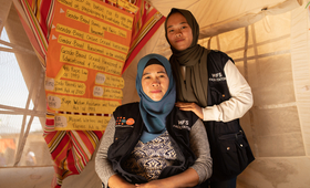 Mimah and Calima vow to end child marriage and other forms of gender-based violence as a team.   (C) UNFPA Philippines