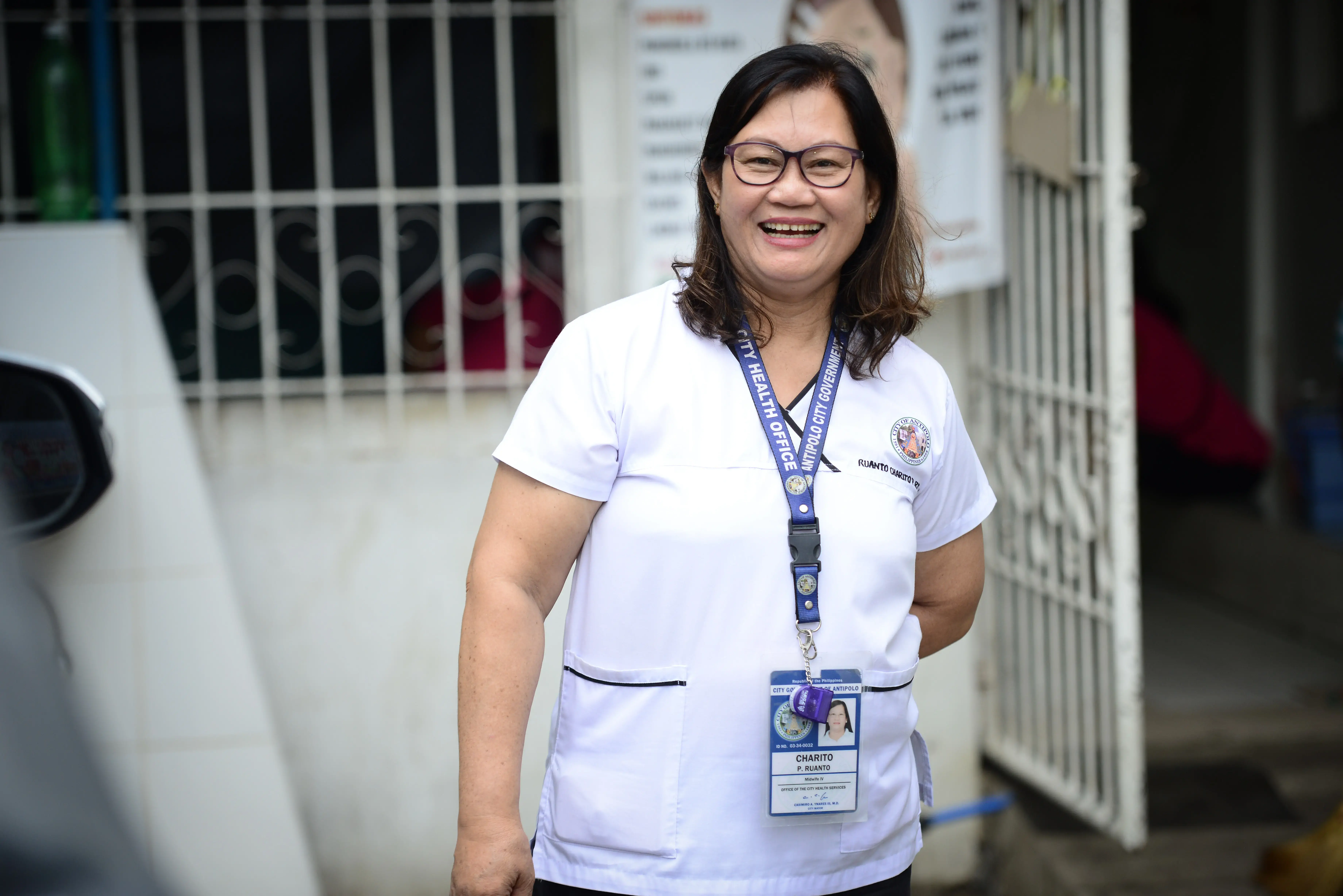 Barcode technology that is transforming life-saving and life-changing support for women and girls in the Philippines