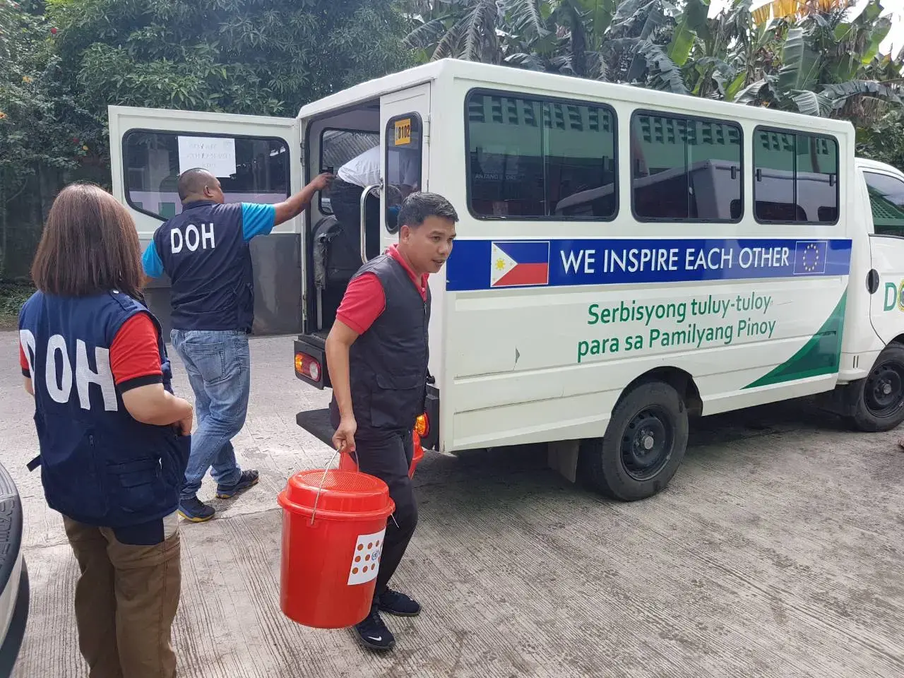 UNFPA dignity kits reach pregnant women and new mothers displaced by Mayon Volcano eruption  