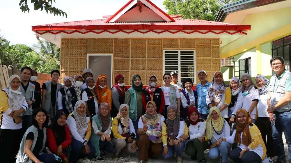 UNFPA visits women-friendly spaces in BARMM